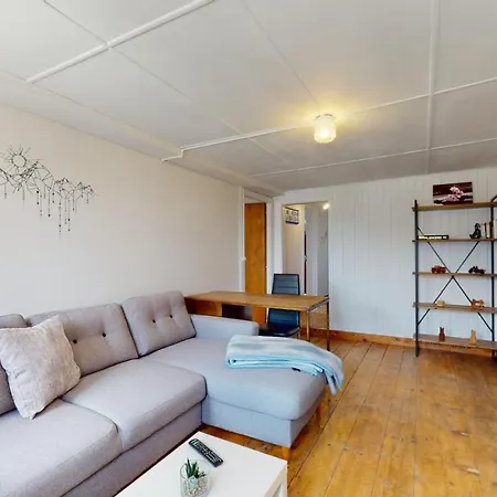 Cosy Flat In The Heart Of The Valaisan Mountains アパート Chermignon-d'en Bas